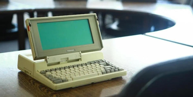 70 năm xây dựng - 10 năm sụp đổ của Toshiba: 3 sai lầm chí mạng biến đại gia công nghệ đầu ngành trở thành ông già lạc hậu gần đất xa trời - Ảnh 1. 70 năm xây dựng - 10 năm sụp đổ của Toshiba: 3 sai lầm chí mạng biến đại gia công nghệ đầu ngành trở thành ông già lạc hậu gần đất xa trời - Ảnh 1.