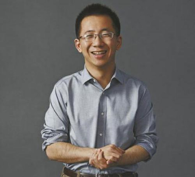 Từ ch&agrave;ng sinh vi&ecirc;n mọt s&aacute;ch đến &ocirc;ng chủ TikTok: C&uacute; vấp ng&atilde; đầu đời v&agrave; định mệnh an b&agrave;i nhờ sửa m&aacute;y t&iacute;nh m&agrave; t&igrave;m được vợ - Ảnh 4.