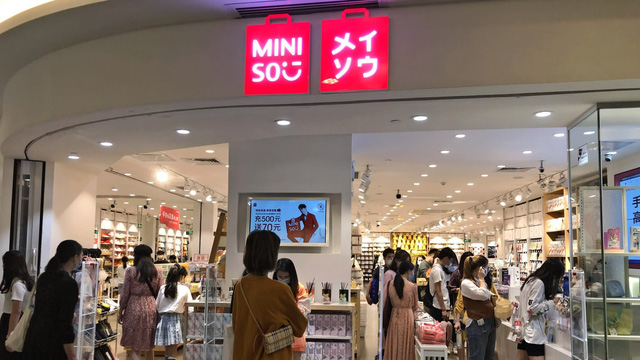 B&aacute;n đồ Nhật nh&aacute;i&rsquo; gi&aacute; b&egrave;o, 7 năm chưa hề c&oacute; l&atilde;i, điều g&igrave; khiến Miniso nổi l&ecirc;n như một thế lực to&agrave;n cầu, tăng trưởng vượt cả Uniqlo v&agrave; Muji?  - Ảnh 2.