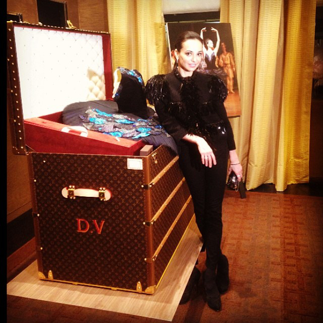 Chuyện về Louis Vuitton: Từ 2 bàn tay trắng gây dựng nên cả cơ đồ, trở thành biểu tượng xa xỉ của toàn thế giới - Ảnh 4. Chuyện về Louis Vuitton: Từ 2 bàn tay trắng gây dựng nên cả cơ đồ, trở thành biểu tượng xa xỉ của toàn thế giới - Ảnh 4.