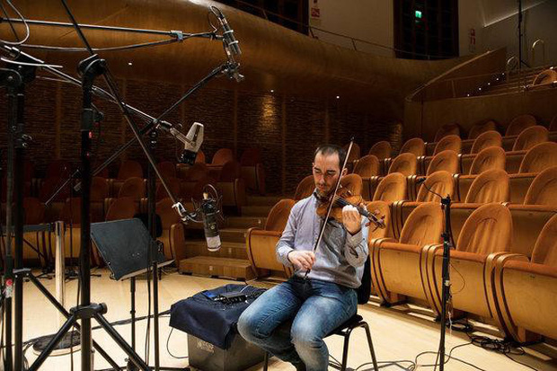 Để cứu lấy tiếng đ&agrave;n v&ocirc; gi&aacute;, một th&agrave;nh phố &Yacute; phải tuyệt đối im lặng trong 5 tuần v&igrave; l&yacute; do kh&ocirc;ng tưởng - Ảnh 4.