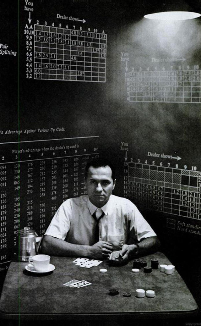 C&acirc;u chuyện thi&ecirc;n t&agrave;i to&aacute;n học th&agrave;nh tỷ ph&uacute; phố Wall: Đ&aacute;nh bại tất cả c&aacute;c casino, chứng minh cờ bạc kh&ocirc;ng phải do may mắn  - Ảnh 1.