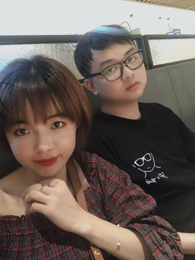 Cuộc sống của thanh ni&ecirc;n nhận lương 5,5 tỷ/th&aacute;ng - SofM chỉ xoay quanh game v&agrave;... bạn g&aacute;i hơn 7 tuổi - Ảnh 2.