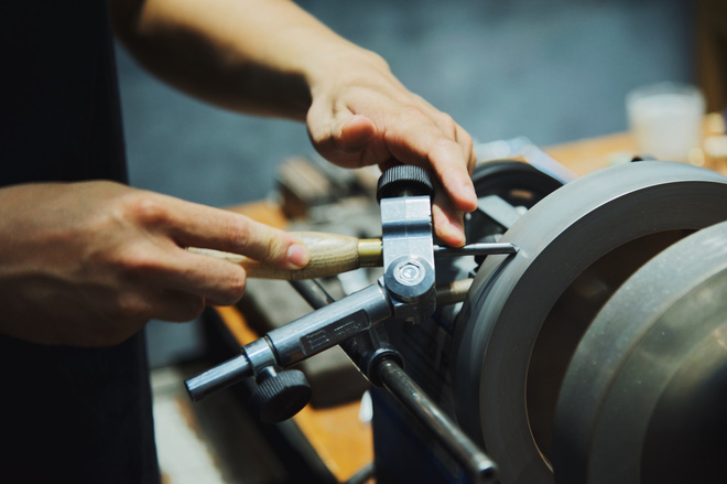 Sống bằng đam m&ecirc;: Cựu sinh vi&ecirc;n FTU rẽ ngang sang nghề viết chữ, đến nay th&agrave;nh nghệ nh&acirc;n calligraphy số 1 Việt Nam  - Ảnh 12.