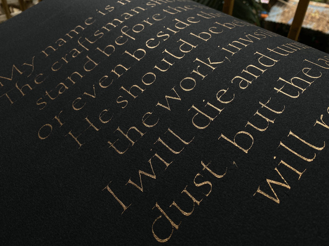 Sống bằng đam m&ecirc;: Cựu sinh vi&ecirc;n FTU rẽ ngang sang nghề viết chữ, đến nay th&agrave;nh nghệ nh&acirc;n calligraphy số 1 Việt Nam  - Ảnh 4.