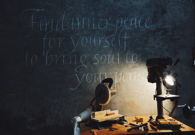 Sống bằng đam m&ecirc;: Cựu sinh vi&ecirc;n FTU rẽ ngang sang nghề viết chữ, đến nay th&agrave;nh nghệ nh&acirc;n calligraphy số 1 Việt Nam  - Ảnh 5.