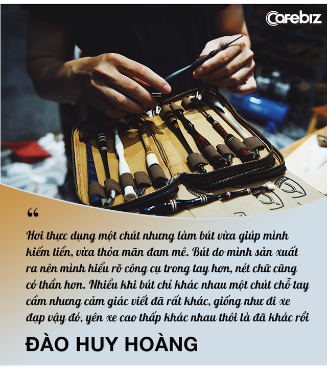 Sống bằng đam m&ecirc;: Cựu sinh vi&ecirc;n FTU rẽ ngang sang nghề viết chữ, đến nay th&agrave;nh nghệ nh&acirc;n calligraphy số 1 Việt Nam  - Ảnh 9.