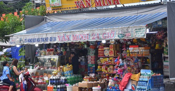 C&uacute; bạo tay của Vingroup: Chi 750.000 đồng/đại l&yacute;/th&aacute;ng để trưng biển VinShop, hơn 9 triệu/th&aacute;ng để acquire users v&agrave; nước cờ &ldquo;kh&ocirc;ng thể đ&ugrave;a với c&aacute;i đầu tỷ ph&uacute;&rdquo;  - Ảnh 3.