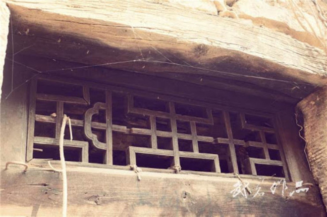 Ngôi làng ma ám đáng sợ nhất Trung Quốc: Không ai đủ can đảm quay lại lần thứ 2 và bí ẩn về chiếc ghế Thái sư bị dính lời nguyền - Ảnh 13. Ngôi làng ma ám đáng sợ nhất Trung Quốc: Không ai đủ can đảm quay lại lần thứ 2 và bí ẩn về chiếc ghế Thái sư bị dính lời nguyền - Ảnh 13.