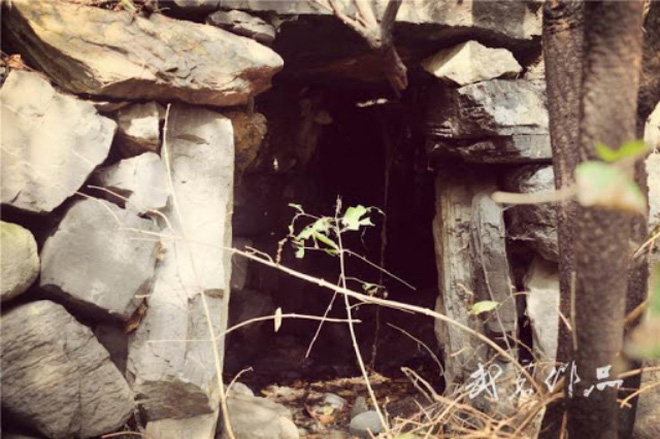 Ngôi làng ma ám đáng sợ nhất Trung Quốc: Không ai đủ can đảm quay lại lần thứ 2 và bí ẩn về chiếc ghế Thái sư bị dính lời nguyền - Ảnh 6. Ngôi làng ma ám đáng sợ nhất Trung Quốc: Không ai đủ can đảm quay lại lần thứ 2 và bí ẩn về chiếc ghế Thái sư bị dính lời nguyền - Ảnh 6.