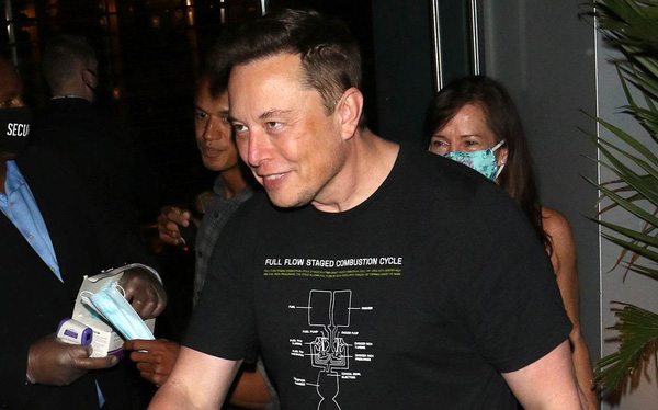  Elon Musk vừa x&ocirc; đổ Mark Zuckerberg, trở th&agrave;nh người gi&agrave;u thứ 3 thế giới ở tuổi 49  - Ảnh 1.