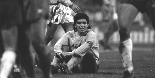 Những câu nói nổi tiếng nhất dành riêng cho Diego Maradona - huyền thoại bóng đá thế giới vừa ra đi mãi mãi ở tuổi 60 - Ảnh 10. Những câu nói nổi tiếng nhất dành riêng cho Diego Maradona - huyền thoại bóng đá thế giới vừa ra đi mãi mãi ở tuổi 60 - Ảnh 10.