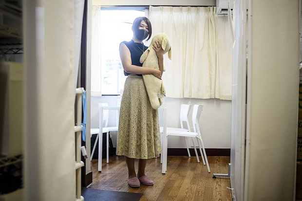 Độc lạ ph&ograve;ng kh&aacute;m chữa bệnh cho ... th&uacute; nhồi b&ocirc;ng ở Nhật, viện ph&iacute; c&oacute; thể l&ecirc;n đến 111 triệu - Ảnh 2.