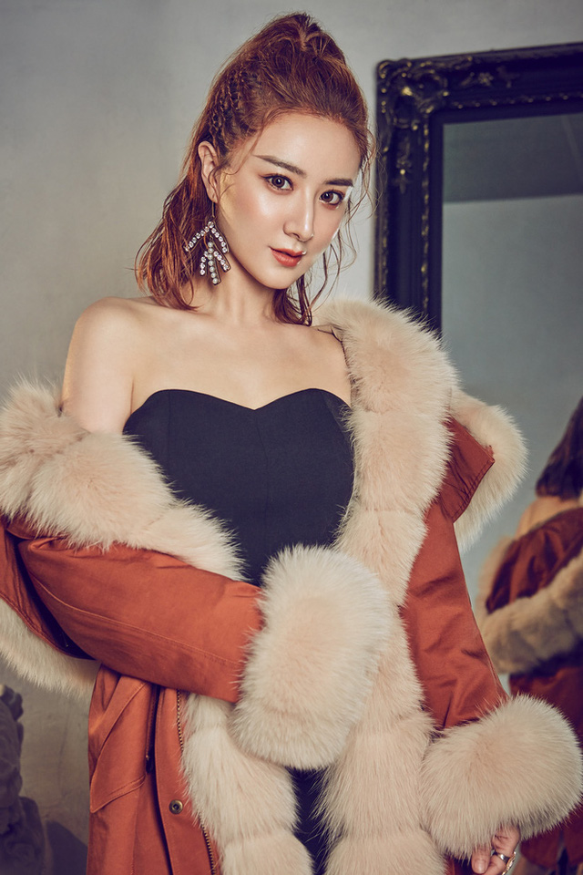 Kiếm hơn ngh&igrave;n tỷ chỉ sau 7 tiếng, nữ ho&agrave;ng livestream xứ Trung l&agrave;m thế n&agrave;o để từ chủ shop thời trang v&ocirc; danh trở th&agrave;nh triệu ph&uacute;?  - Ảnh 2.