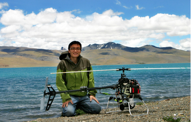 Từ thanh niên mê ‘bay’ đến tỷ phú drone đầu tiên trên thế giới: Gây dựng đế chế tỷ đô từ đam mê vật thể bay ngày bé - Ảnh 1. Từ thanh niên mê ‘bay’ đến tỷ phú drone đầu tiên trên thế giới: Gây dựng đế chế tỷ đô từ đam mê vật thể bay ngày bé - Ảnh 1.