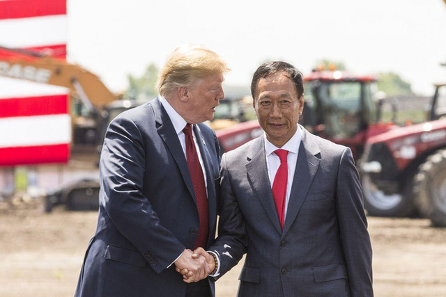  Khởi nghiệp với 7.500 USD c&ugrave;ng 10 c&ocirc;ng nh&acirc;n gi&agrave;, đế chế n&agrave;y sản xuất 40% đồ điện tử to&agrave;n cầu  - Ảnh 1.