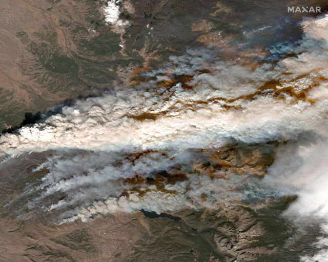 2020 - Một năm khốc liệt của tự nhiên và cả con người: Chùm ảnh từ vệ tinh ghi lại những sự kiện đã định hình lại thế giới trong năm qua - Ảnh 10. 2020 - Một năm khốc liệt của tự nhiên và cả con người: Chùm ảnh từ vệ tinh ghi lại những sự kiện đã định hình lại thế giới trong năm qua - Ảnh 10.