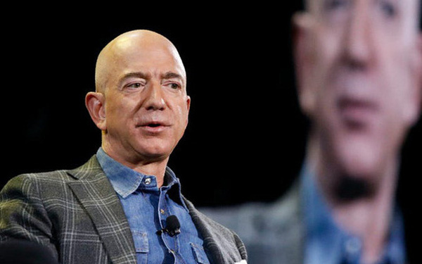  Chiếc ghế trống của Jeff Bezos gi&uacute;p Amazon th&agrave;nh c&ocirc;ng ty 1.600 tỷ USD thế n&agrave;o?  - Ảnh 1.