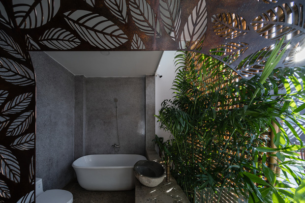 Nhà tổ chim với thiết kế phá vỡ mọi quy tắc: Không có tường ngăn, nhìn đâu cũng thấy cây xanh với khoảnh trống - Ảnh 16. Nhà tổ chim với thiết kế phá vỡ mọi quy tắc: Không có tường ngăn, nhìn đâu cũng thấy cây xanh với khoảnh trống - Ảnh 16.