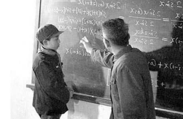 Học giỏi đến mấy m&agrave; EQ k&eacute;m cũng buồn, cuộc đời thần đồng đỗ đại học năm 11 tuổi l&agrave; minh chứng, cuộc sống hiện tại đ&uacute;c kết bằng 2 từ R&otilde; ch&aacute;n - Ảnh 3.