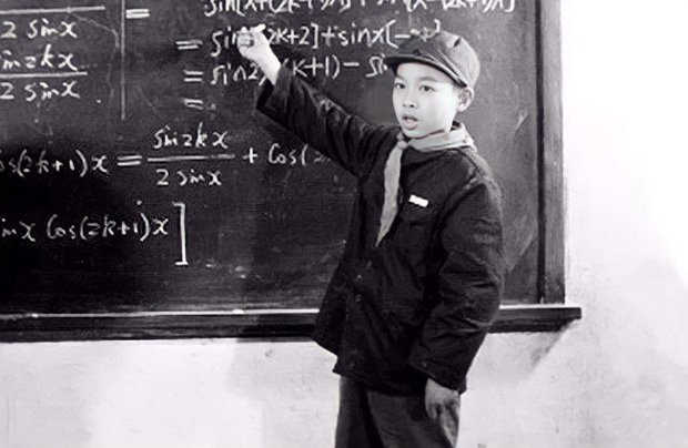 Học giỏi đến mấy m&agrave; EQ k&eacute;m cũng buồn, cuộc đời thần đồng đỗ đại học năm 11 tuổi l&agrave; minh chứng, cuộc sống hiện tại đ&uacute;c kết bằng 2 từ R&otilde; ch&aacute;n - Ảnh 1.