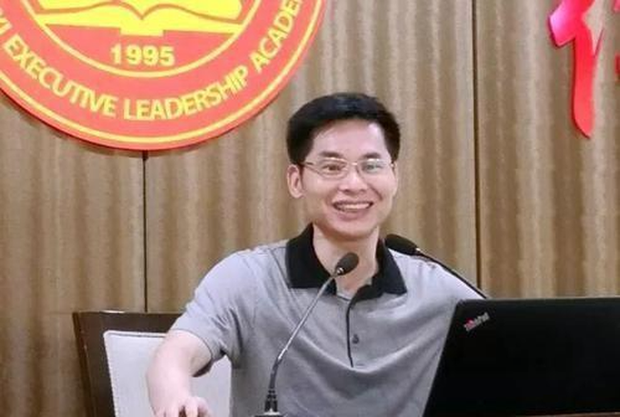 Học giỏi đến mấy m&agrave; EQ k&eacute;m cũng buồn, cuộc đời thần đồng đỗ đại học năm 11 tuổi l&agrave; minh chứng, cuộc sống hiện tại đ&uacute;c kết bằng 2 từ R&otilde; ch&aacute;n - Ảnh 4.