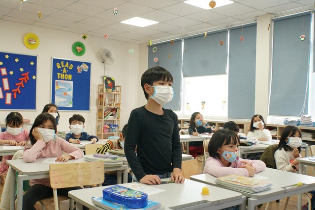 C&aacute;c bước xử l&yacute; an to&agrave;n khi một học sinh, sinh vi&ecirc;n trong lớp c&oacute; triệu chứng giống với nhiễm virus corona - Ảnh 3.