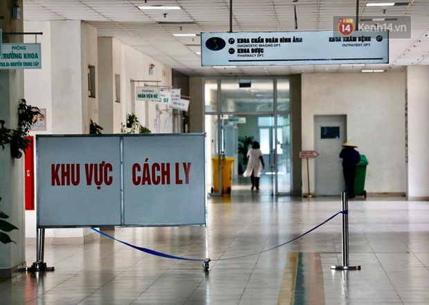 Thổi nồng độ cồn m&ugrave;a dịch Covid-19: C&oacute; nguy cơ l&acirc;y nhiễm nếu kh&ocirc;ng tu&acirc;n thủ c&aacute;c nguy&ecirc;n tắc vệ sinh - Ảnh 1.