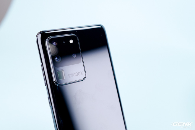 Cụm camera siêu to khổng lồ trên Galaxy S20 Ultra ẩn giấu cả một thông điệp ngầm đằng sau - Ảnh 1. Cụm camera siêu to khổng lồ trên Galaxy S20 Ultra ẩn giấu cả một thông điệp ngầm đằng sau - Ảnh 1.
