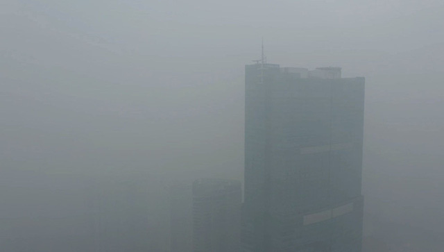  Nhiều t&ograve;a nh&agrave; mờ ảo nh&igrave;n từ flycam, chất lượng kh&ocirc;ng kh&iacute; ở H&agrave; Nội suy giảm  - Ảnh 2.