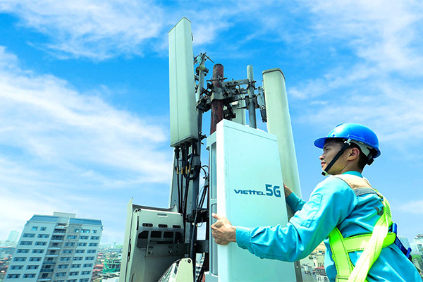 Cuộc c&aacute;ch mạng 5G sẽ h&acirc;m n&oacute;ng thị trường điện thoại: Cơ hội tăng trưởng một lần nữa quay về với FPT Shop, Thế giới Di động? - Ảnh 3.