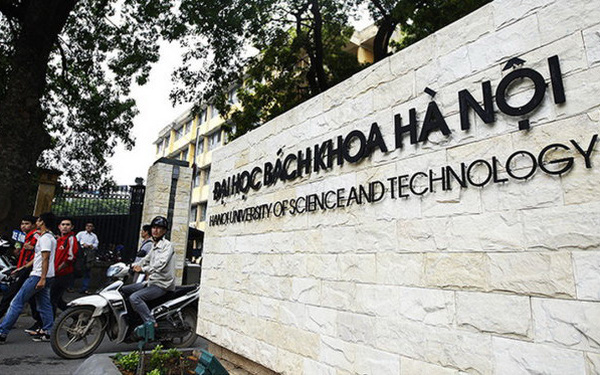 Chịu chi như ĐH B&aacute;ch khoa H&agrave; Nội: Bỏ 435 triệu đồng mua khẩu trang tặng sinh vi&ecirc;n - Ảnh 1.