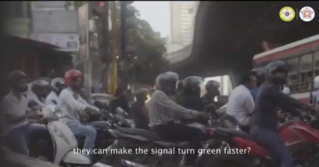 Đợi chờ là hạnh phúc: Ở Mumbai nếu dừng đèn đỏ mà bấm còi vượt mức 85 decibel thì mời bạn kiên nhẫn và đợi đèn...đếm ngược lại từ đầu - Ảnh 4. Đợi chờ là hạnh phúc: Ở Mumbai nếu dừng đèn đỏ mà bấm còi vượt mức 85 decibel thì mời bạn kiên nhẫn và đợi đèn...đếm ngược lại từ đầu - Ảnh 4.