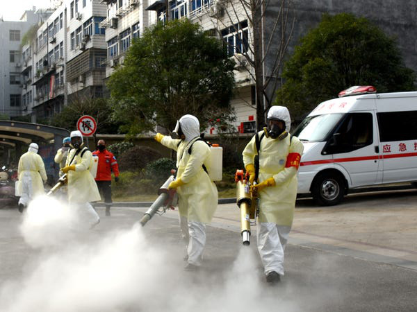 Trung Quốc ch&iacute;nh thức phong tỏa 4 th&agrave;nh phố lớn của tỉnh Chiết Giang, mỗi gia đ&igrave;nh chỉ được ra đường 2 ng&agrave;y 1 lần - Ảnh 2.