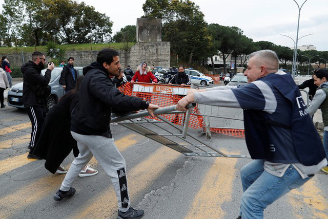 Dập dịch Covid-19, Ý hy sinh phong tỏa cả nước - Ảnh 9. Dập dịch Covid-19, Ý hy sinh phong tỏa cả nước - Ảnh 9.