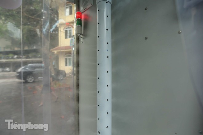 Buồng khử khuẩn toàn thân di động xuất hiện tại Hà Nội - Ảnh 9. Buồng khử khuẩn toàn thân di động xuất hiện tại Hà Nội - Ảnh 9.