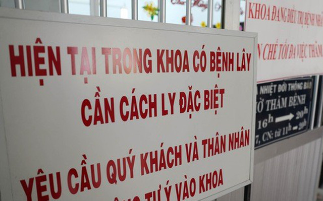 TS L&ecirc; Quốc H&ugrave;ng: 6 điều phải biết về loại thuốc đang sốt trước khi mua về tự chữa Covid-19 - Ảnh 2.