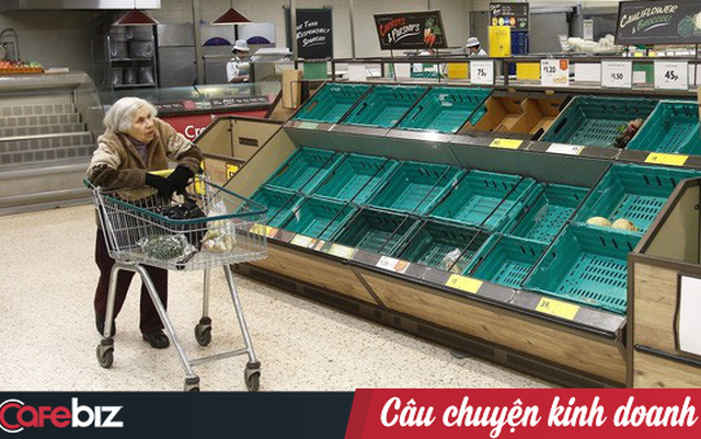 H&agrave;nh động nh&acirc;n văn thời dịch Covid-19 tại Mỹ: C&aacute;c si&ecirc;u thị lớn từ Walmart, Target, Whole Foods,... đồng loạt mở giờ ri&ecirc;ng cho người gi&agrave; mua sắm - Ảnh 1.