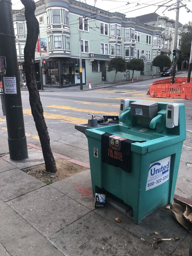 Covid-19 : Cư d&acirc;n mạng khắp thế giới c&ugrave;ng nhau chia sẻ những &yacute; tưởng ph&ograve;ng dịch cực kỳ s&aacute;ng tạo của địa phương m&igrave;nh - Ảnh 14.