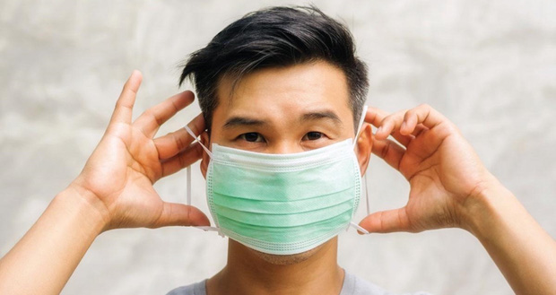 T&aacute;i sử dụng khẩu trang: Hấp bằng l&ograve; vi s&oacute;ng liệu c&oacute; an to&agrave;n trước virus Covid-19? - Ảnh 2.