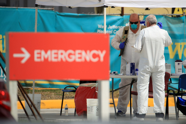 Bill Gates: Nhiều nước ch&acirc;u &Aacute; chống dịch Covid-19 tốt hơn Mỹ, người Mỹ muốn trở về cuộc sống b&igrave;nh thường v&agrave;o th&aacute;ng 4 l&agrave; phi thực tế - Ảnh 2.