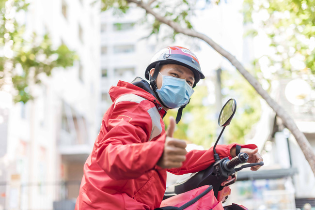 T&agrave;i xế xe &ocirc;m c&ocirc;ng nghệ được hỗ trợ 6 th&aacute;ng bảo hiểm, hưởng đến 100 triệu đồng nếu tử vong v&igrave; dịch Covid-19 - Ảnh 1.