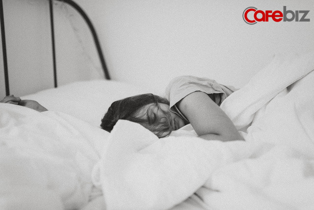 L&agrave;m việc tại nh&agrave; kh&ocirc;ng kỉ luật rất dễ sa bẫy NGỦ NHIỀU: Thoả hiệp v&agrave;i ph&uacute;t, huỷ hoại tiền đồ một đời! - Ảnh 2.