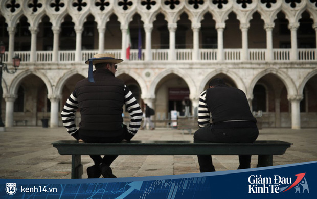 Liều thuốc 7000 tỷ USD cứu kinh tế toàn cầu giữa dịch Covid-19: Mỹ chi tiền mạnh tay nhất lịch sử, các nước ở tâm dịch châu Âu phản ứng ra sao? - Ảnh 4. Liều thuốc 7000 tỷ USD cứu kinh tế toàn cầu giữa dịch Covid-19: Mỹ chi tiền mạnh tay nhất lịch sử, các nước ở tâm dịch châu Âu phản ứng ra sao? - Ảnh 4.