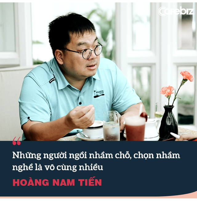 Trước khi rời khỏi ghế Chủ tịch FPT Software, &ocirc;ng Ho&agrave;ng Nam Tiến gửi lời khuy&ecirc;n cho thế hệ Z: &ldquo;Muốn sống s&oacute;t, bắt buộc c&aacute;c bạn phải TỰ HỌC kiến thức mới!&rdquo; - Ảnh 2.