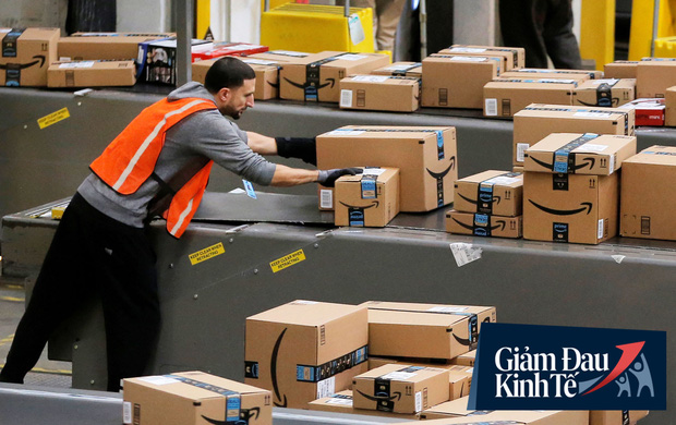 Covid-19 đ&atilde; ảnh hưởng thế n&agrave;o tới Amazon: B&agrave;i học vận h&agrave;nh đến từ g&atilde; khổng lồ vừa tuyển th&ecirc;m 100.000 nh&acirc;n vi&ecirc;n giữa b&atilde;o dịch bệnh - Ảnh 1.