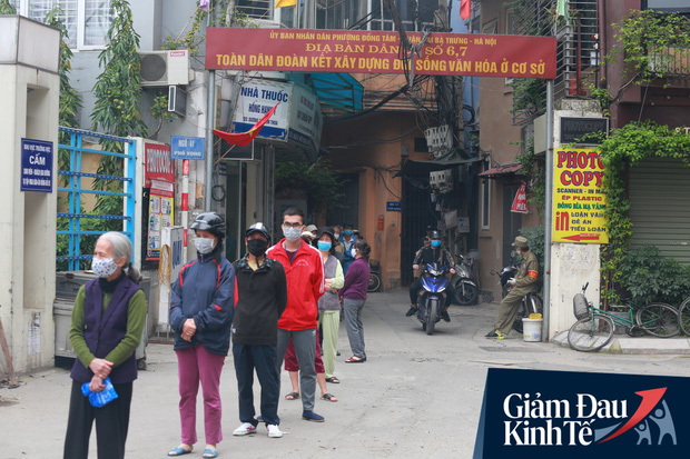 Ảnh: Xuất hiện cây gạo nhận diện bằng khuôn mặt ở Hà Nội, ai đến lấy 2 lần trong ngày bị từ chối ngay - Ảnh 13. Ảnh: Xuất hiện cây gạo nhận diện bằng khuôn mặt ở Hà Nội, ai đến lấy 2 lần trong ngày bị từ chối ngay - Ảnh 13.