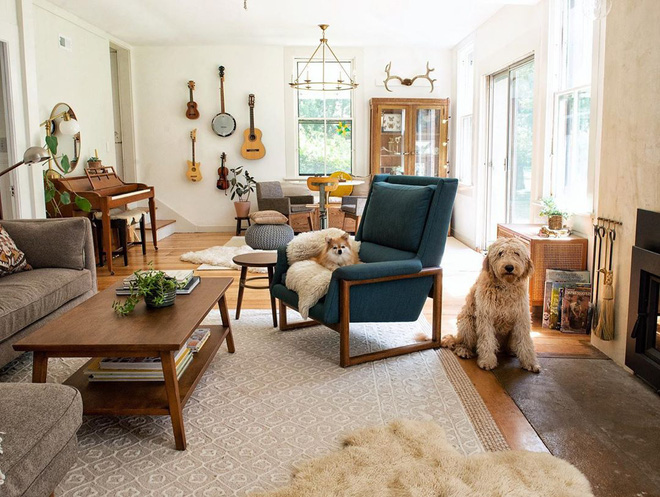 B&aacute;n nh&agrave; ở phố về trang trại sống, cặp vợ chồng t&aacute;o bạo biến căn nh&agrave; cũ tr&ocirc;ng như hầm chứa th&agrave;nh kh&ocirc;ng gian đẹp hệt ảnh tạp ch&iacute; - Ảnh 3.