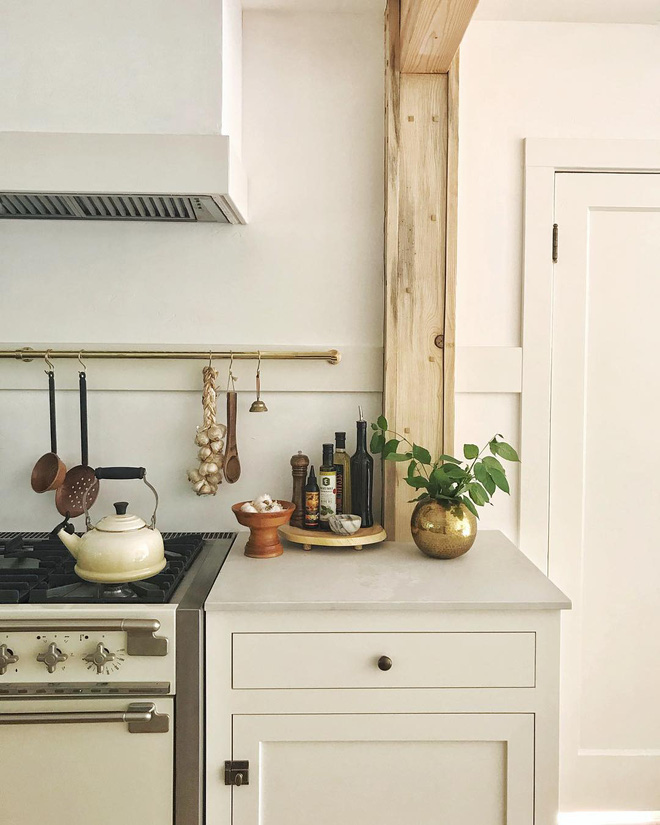 B&aacute;n nh&agrave; ở phố về trang trại sống, cặp vợ chồng t&aacute;o bạo biến căn nh&agrave; cũ tr&ocirc;ng như hầm chứa th&agrave;nh kh&ocirc;ng gian đẹp hệt ảnh tạp ch&iacute; - Ảnh 10.