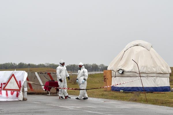Một mạng lưới ph&ograve;ng dịch c&oacute; từ thời Li&ecirc;n X&ocirc; đ&atilde; gi&uacute;p nước Nga kiểm so&aacute;t COVID-19 trong giai đoạn sớm - Ảnh 4.